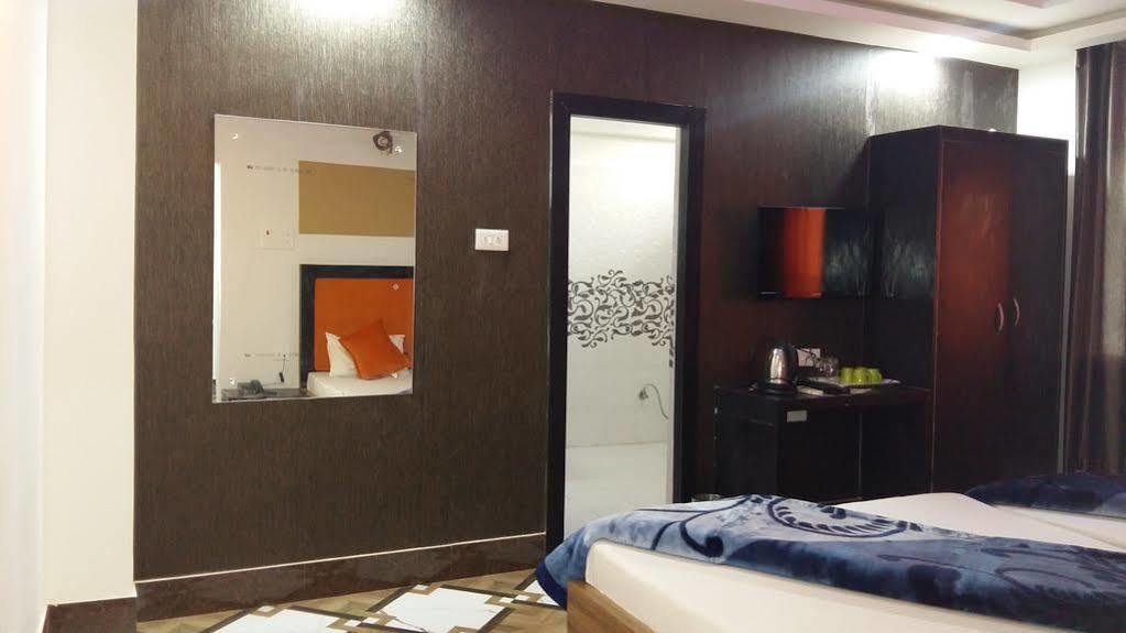 Hotel Rajkamal Deoghar Exterior photo